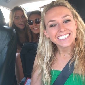 Meet your Posher, Emma